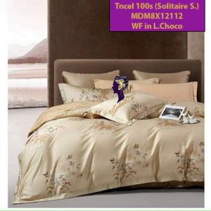 Madamel Set Sprei, Bedcover and Quiltcover White Flowers in L.Choco-Solitaire S.